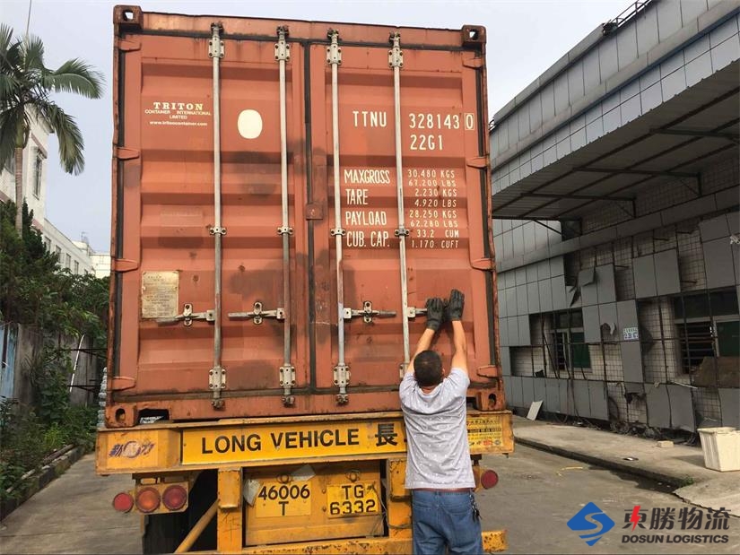 深圳到香港九龍送貨，深圳到香港物流運輸；深圳工廠裝貨送香港九龍,中港物流,中港運輸專線,中港車運輸,深圳到香港物流,深圳香港進出口,深圳東勝物流公司