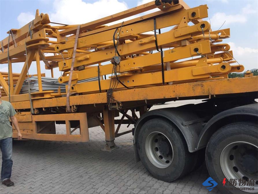 四川吊機平臺運輸到香港物流；大件貨物運輸到香港；大型貨物運輸到香港