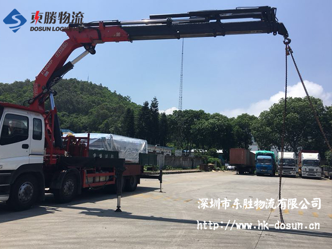 到香港租小吊車運(yùn)輸,東莞到香港的小吊車物流公司,東莞到香港的吊機(jī)車
