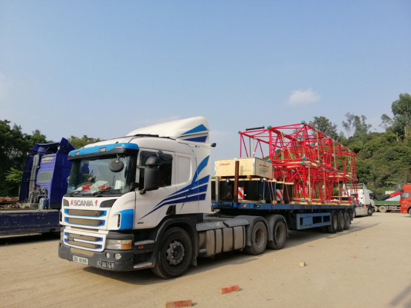 佛山物流到香港，佛山發(fā)貨到香港公司；深圳東勝物流中港平板車運輸案例圖