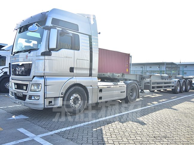 跨境轉(zhuǎn)關(guān)深圳運(yùn)輸?shù)较愀?-中港拖車(chē)圖