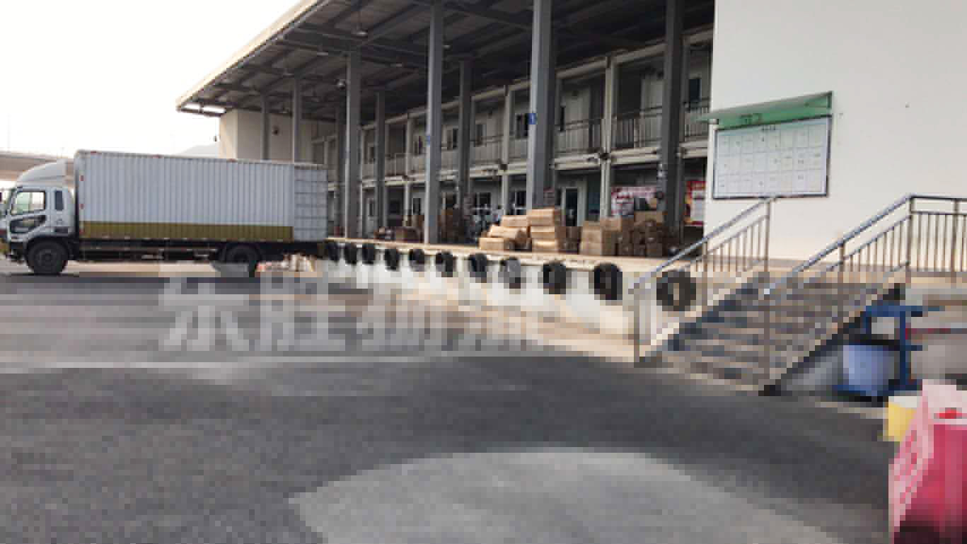 東莞到香港專線物流，東莞到香港物流--深圳東勝物流倉(cāng)庫(kù)